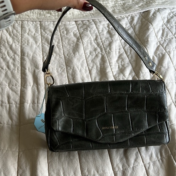 Anna Virgili Leather Pursw - Picture 2 of 8